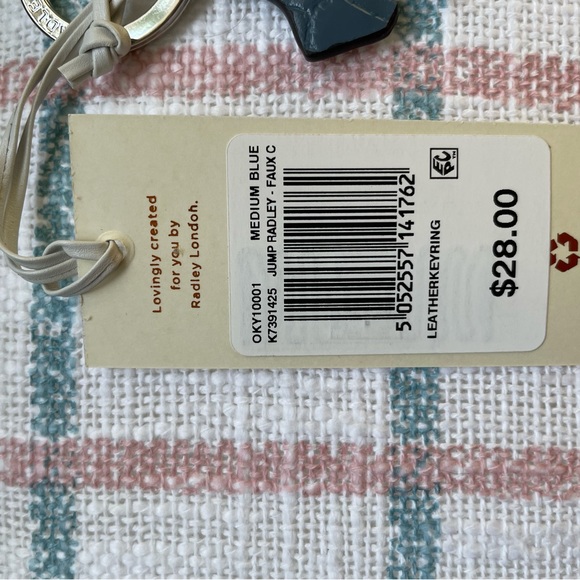 NWT Radley London Jump Key Ring - Picture 4 of 6